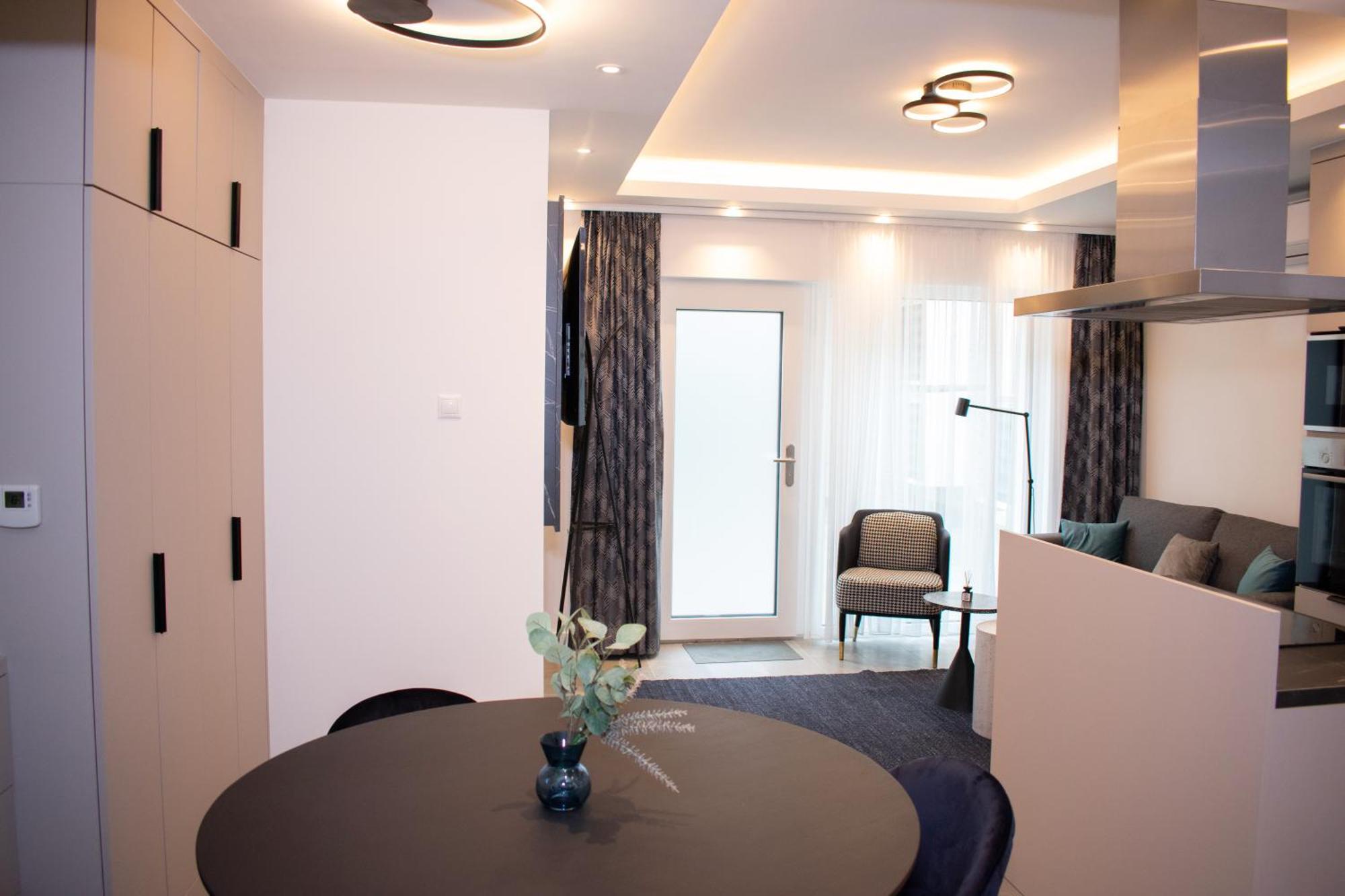 Luxury Cozy 2 Bdr Downtown Apt.4 Budapest Exterior photo