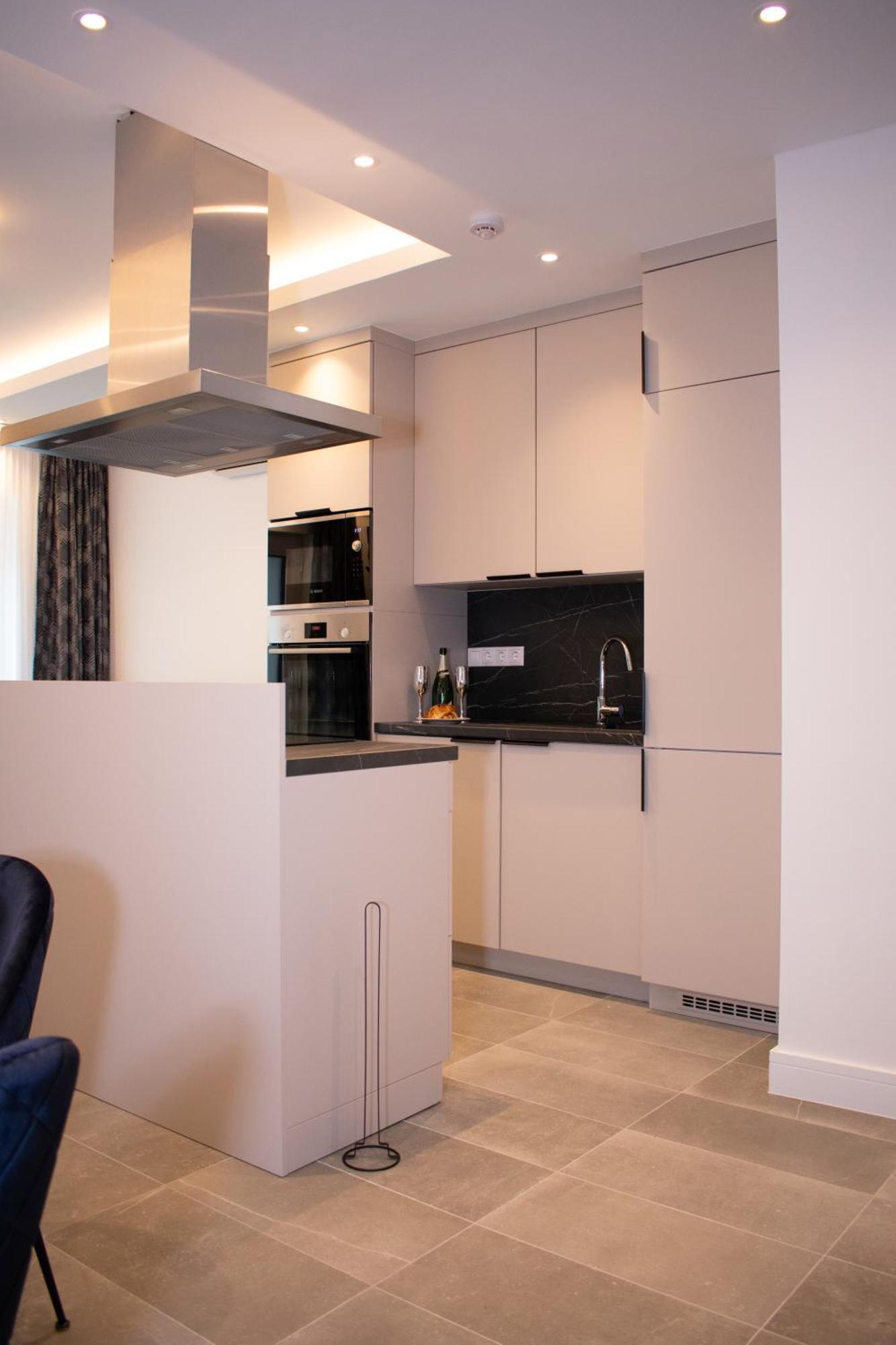 Luxury Cozy 2 Bdr Downtown Apt.4 Budapest Exterior photo